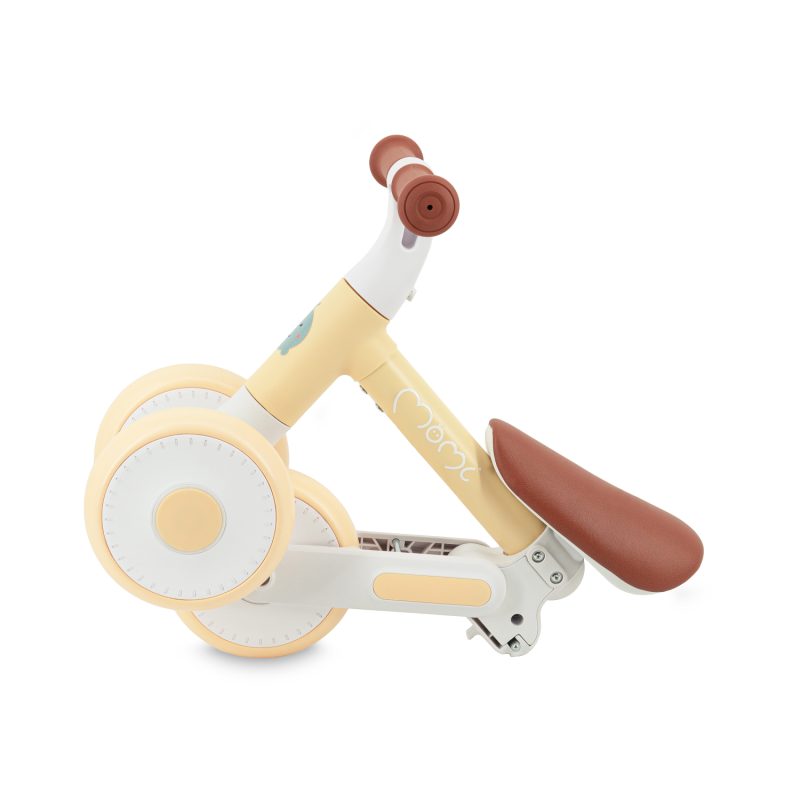 Katlanmış halde, momi marka, dex model, sarı, pedalsız, önde iki, arkada bir tekerlekli, 1 yaş üstü çocuk için denge bisikleti